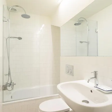 Flh Bairro Alto Modern Flats ליסבון